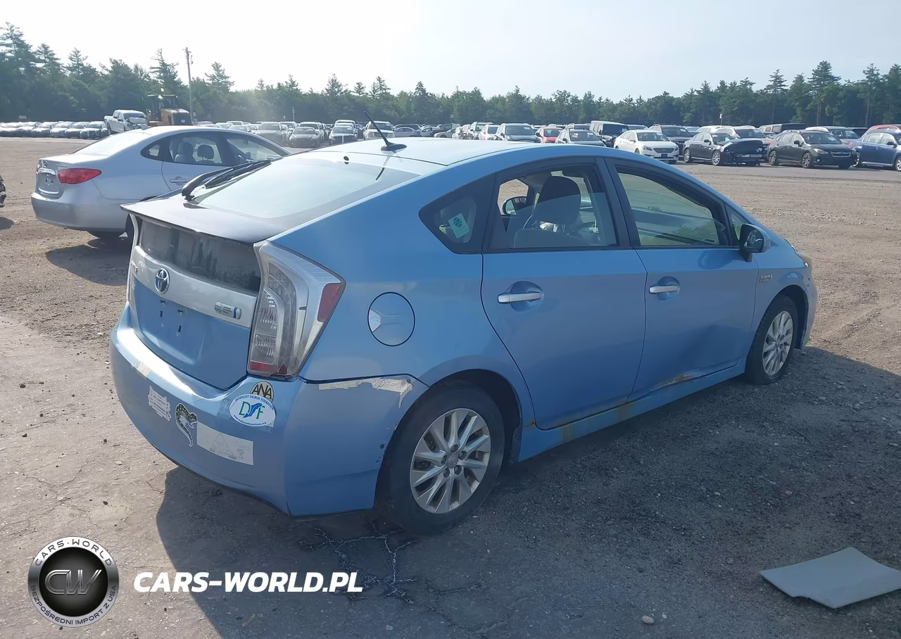 2013 Toyota Prius Plug-In VIN:JTDKN3DP5D3036578 - 4