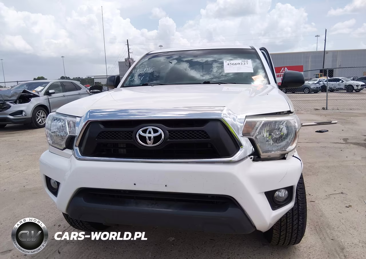 2015 Toyota Tacoma Base V6 VIN:5TFLU4EN4FX132997 - 13