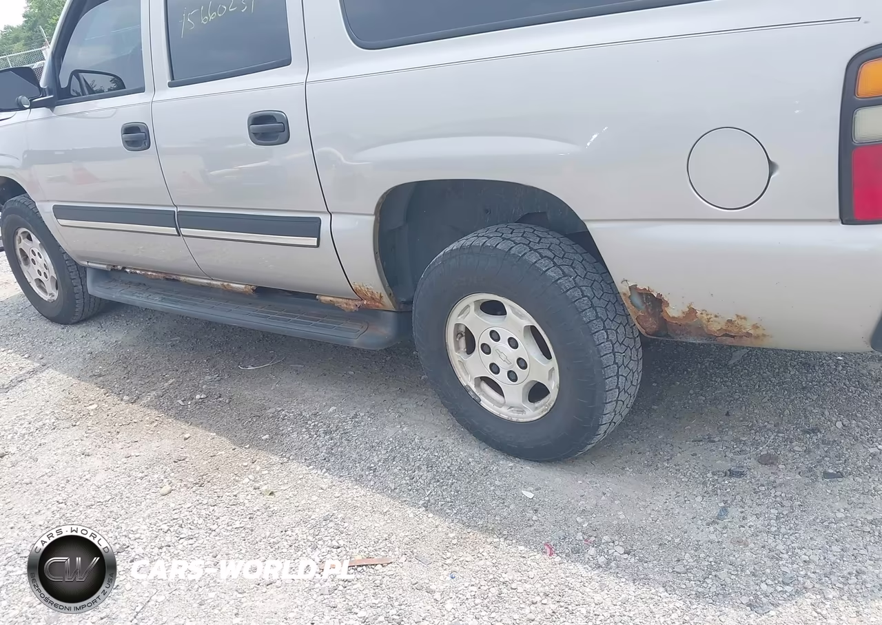 2005 Chevrolet Suburban 1500 Ls VIN:1GNEC16Z85J136152 - 17