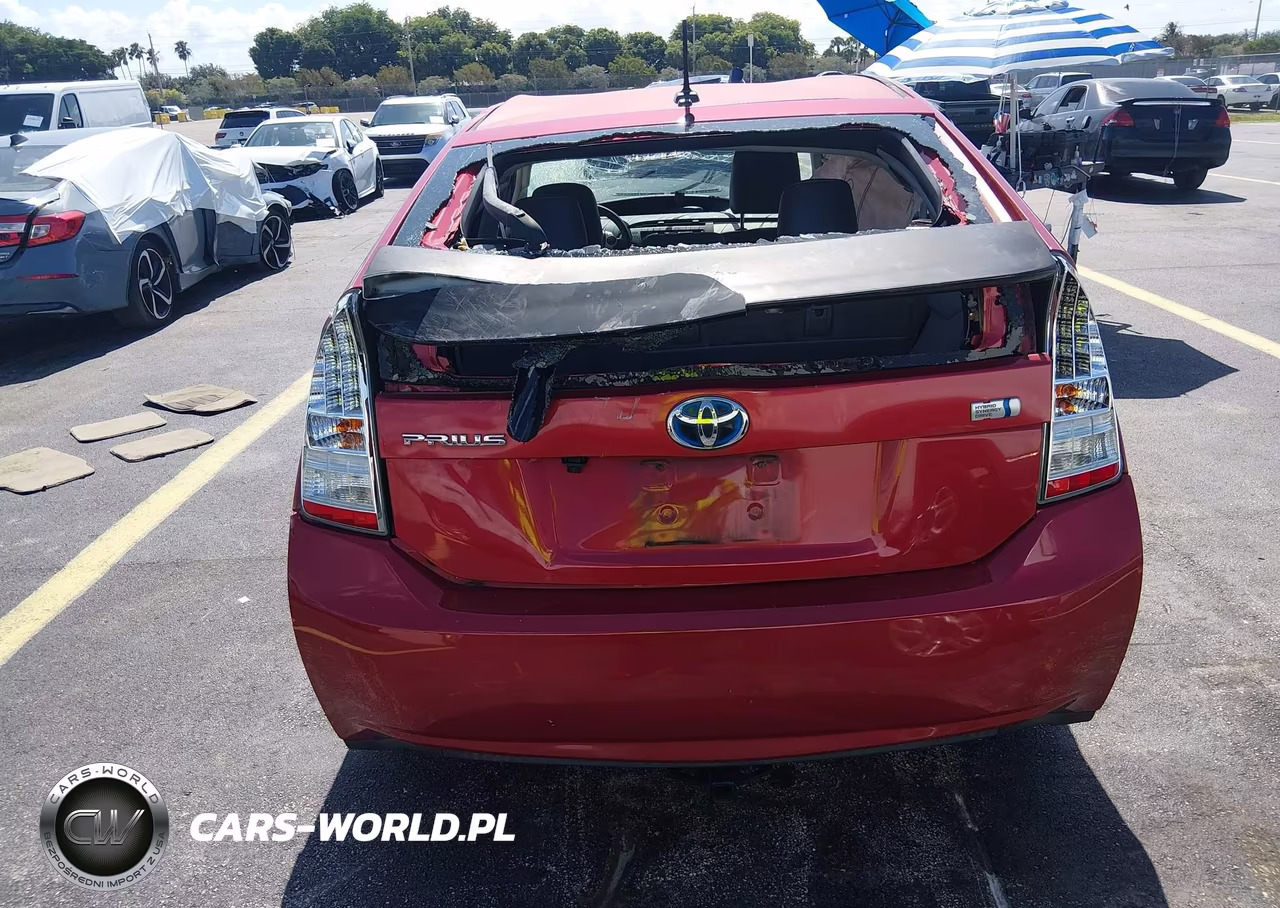 2011 Toyota Prius Two VIN:JTDKN3DU1B1389737 - 15