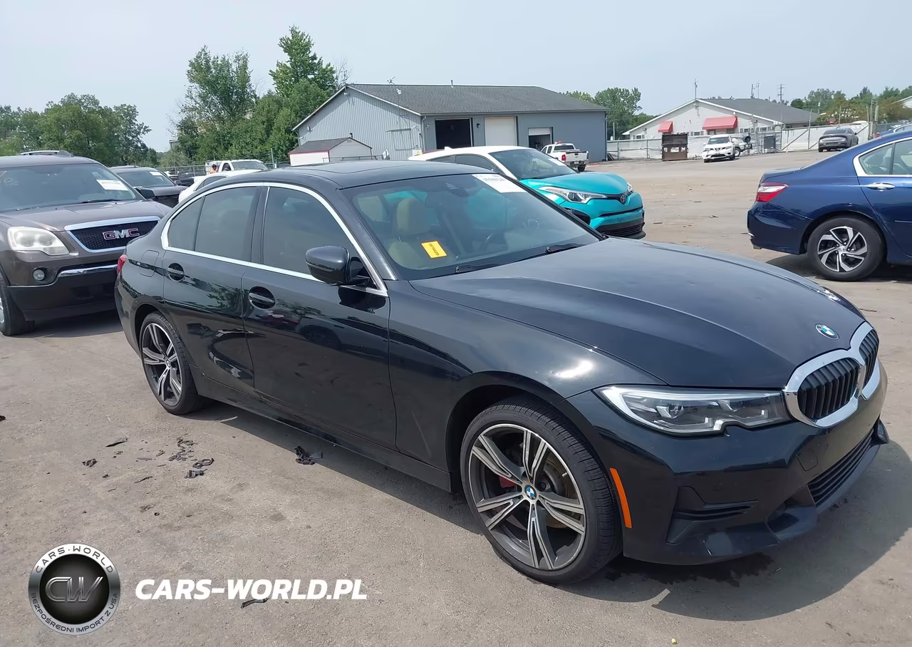 2021 BMW 330I xDrive – zdjęcie 1 z 16