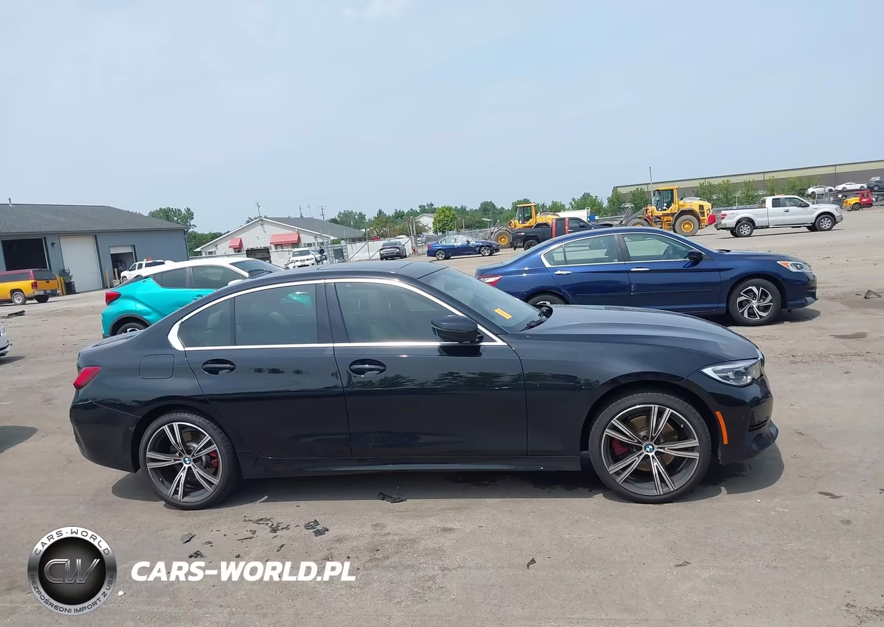2021 BMW 330I xDrive VIN:3MW5R7J03M8B90596 - 13