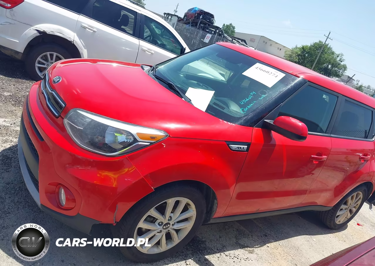 2018 Kia Soul + VIN:KNDJP3A50J7622196 - 14