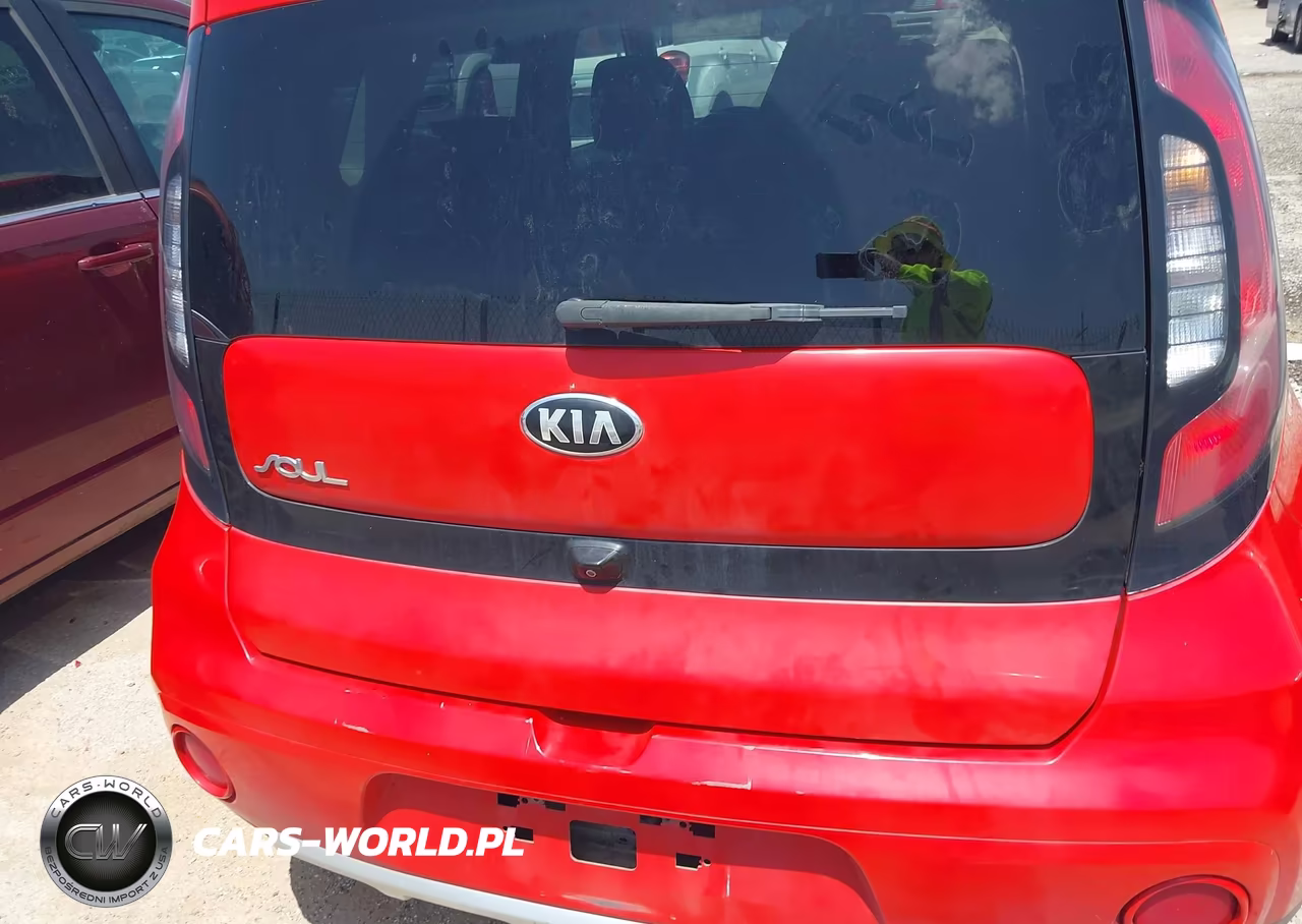 2018 Kia Soul + VIN:KNDJP3A50J7622196 - 16