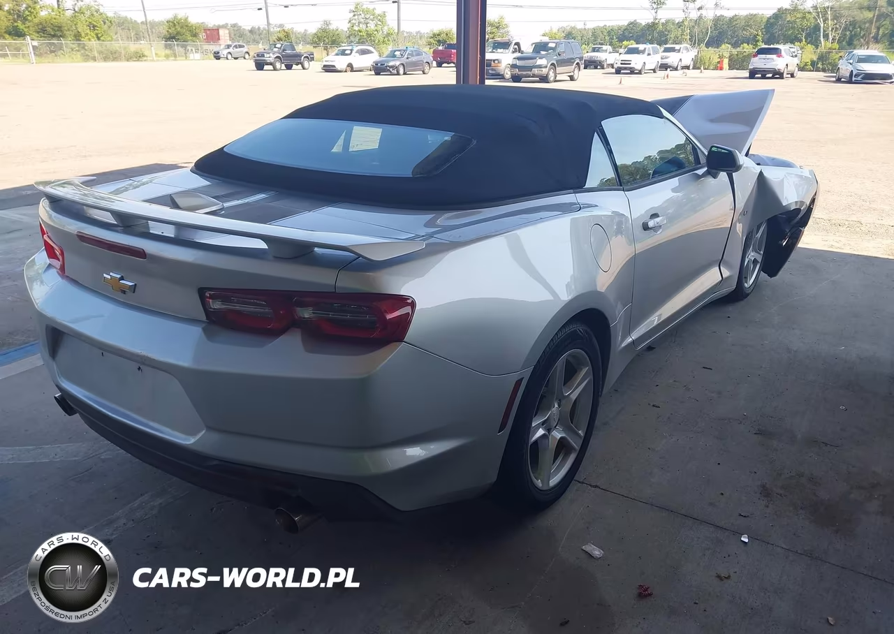 2019 Chevrolet Camaro 1Lt VIN:1G1FB3DS3K0111896 - 4
