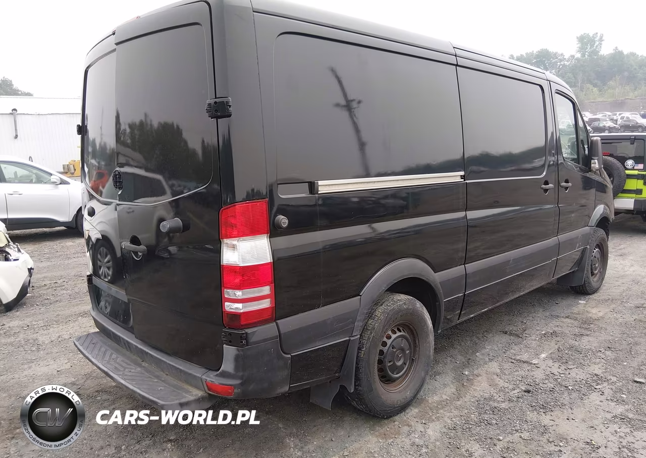 2014 Mercedes-Benz Sprinter 2500 Normal Roof VIN:WD3PE7DC0E5902665 - 4