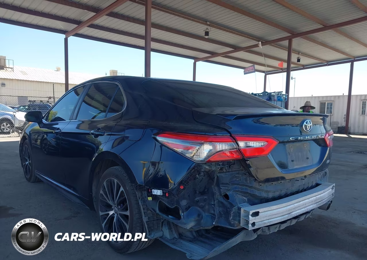 2018 Toyota Camry Se VIN:JTNB11HK3J3041302 - 3