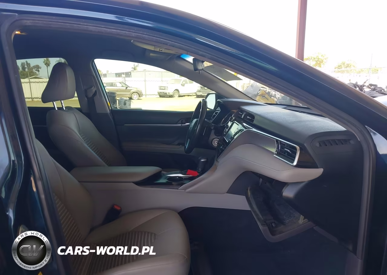 2018 Toyota Camry Se VIN:JTNB11HK3J3041302 - 5