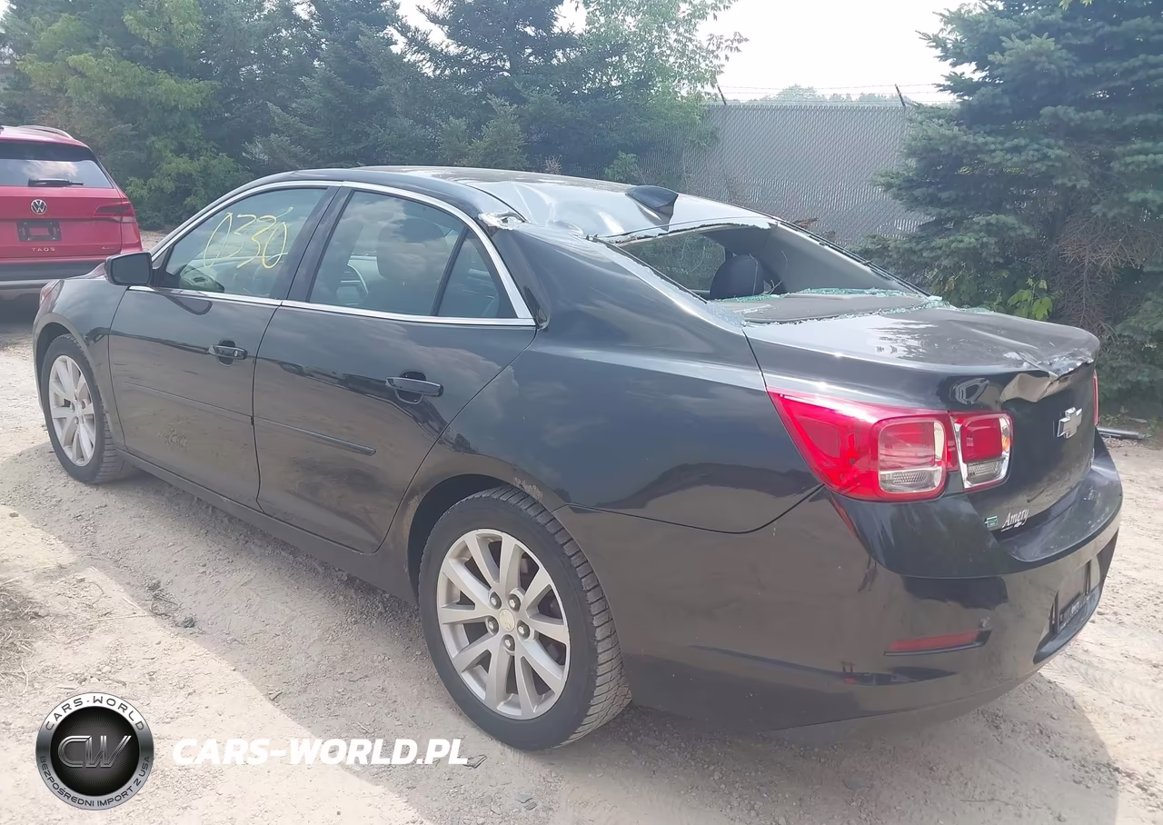 2015 Chevrolet Malibu 2Lt VIN:1G11D5SL2FF172459 - 3