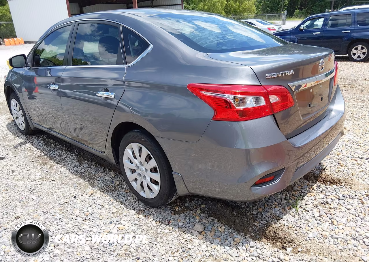 2018 Nissan Sentra S VIN:3N1AB7AP9JY330958 - 3