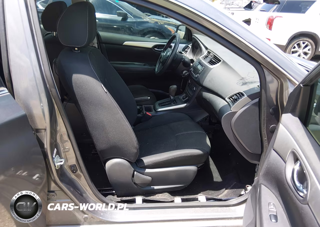 2018 Nissan Sentra S VIN:3N1AB7AP9JY330958 - 5