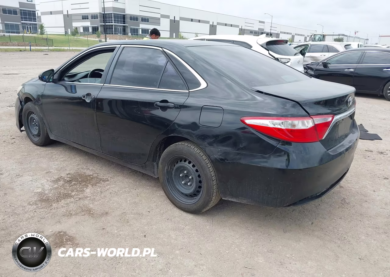 2016 Toyota Camry Le VIN:4T4BF1FK4GR537514 - 3