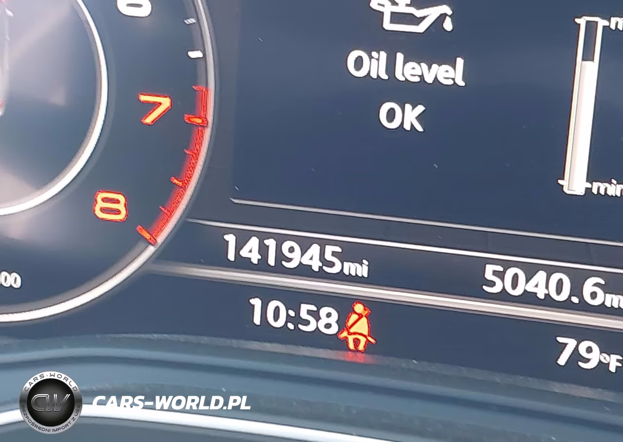 2017 Audi A4 Premium Plus VIN:WAUENAF47HN043849 - 15