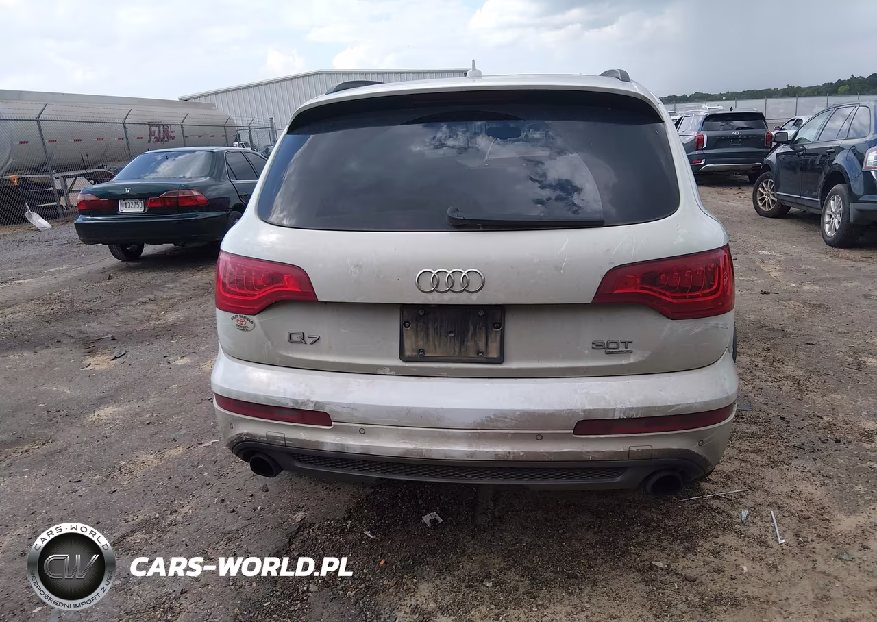2015 Audi Q7 3.0T S Line Prestige VIN:WA1DGAFE6FD016737 - 16
