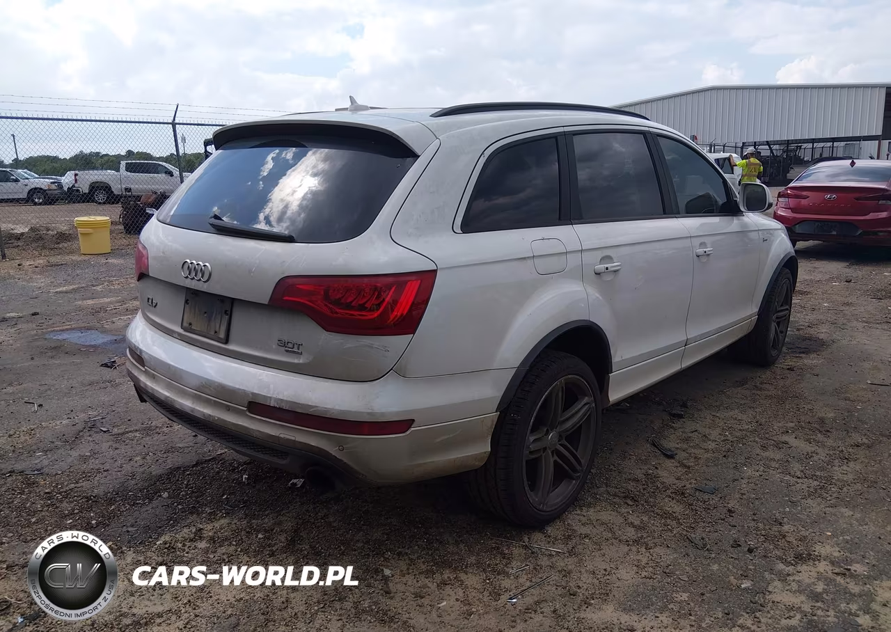 2015 Audi Q7 3.0T S Line Prestige VIN:WA1DGAFE6FD016737 - 4