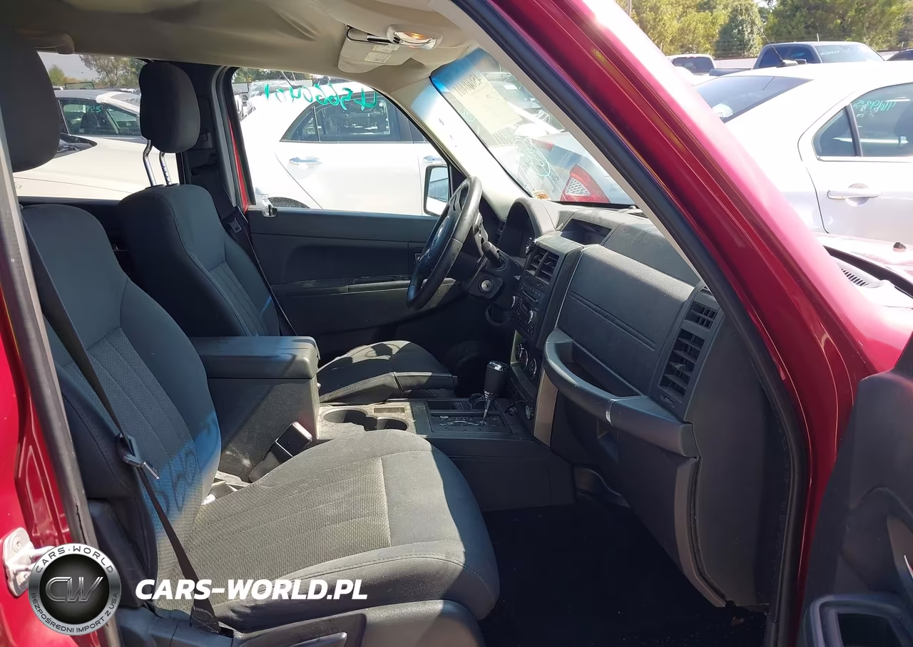 2011 Jeep Liberty Sport VIN:1J4PN2GK3BW569065 - 5