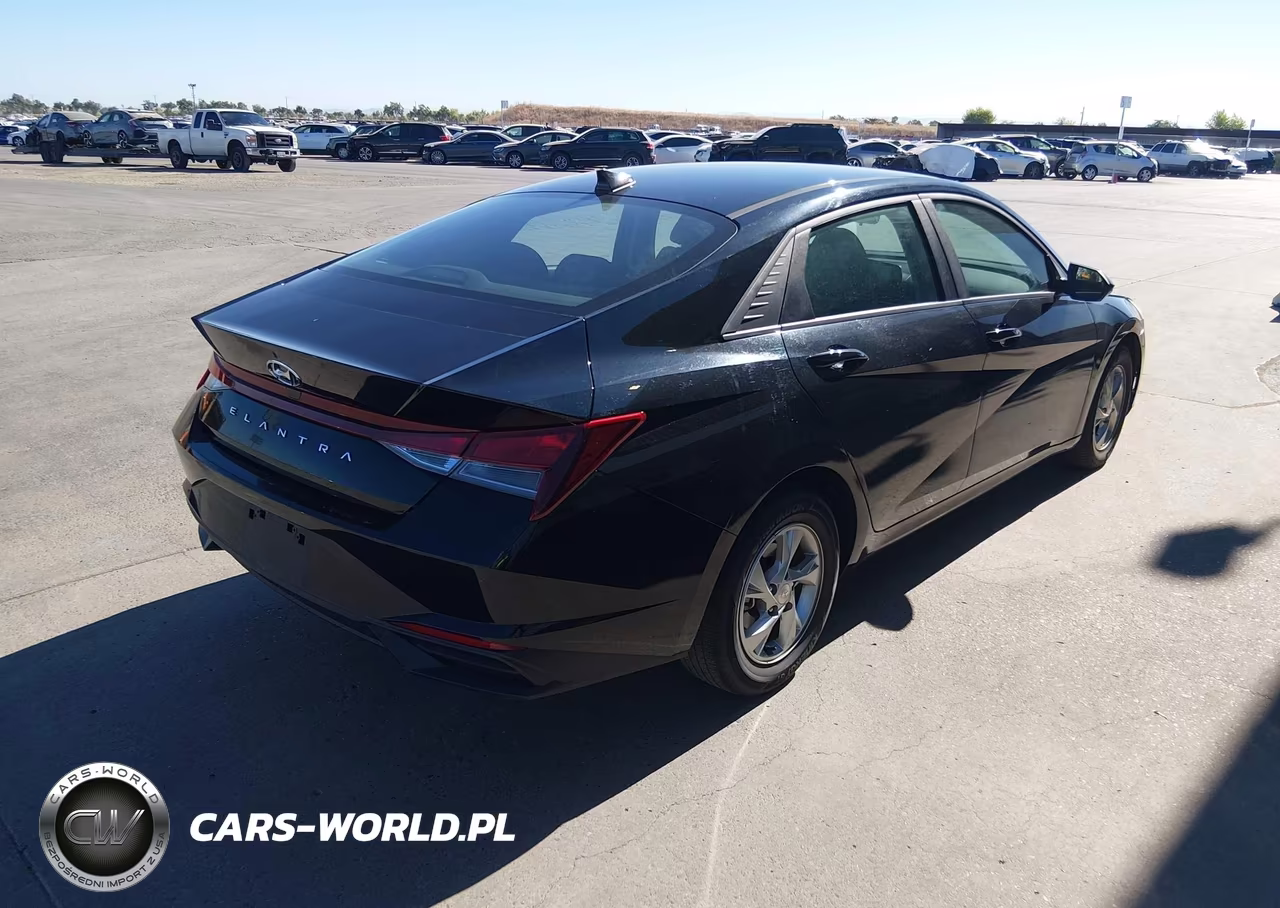 2023 Hyundai Elantra Se VIN:KMHLL4AG0PU579576 - 4