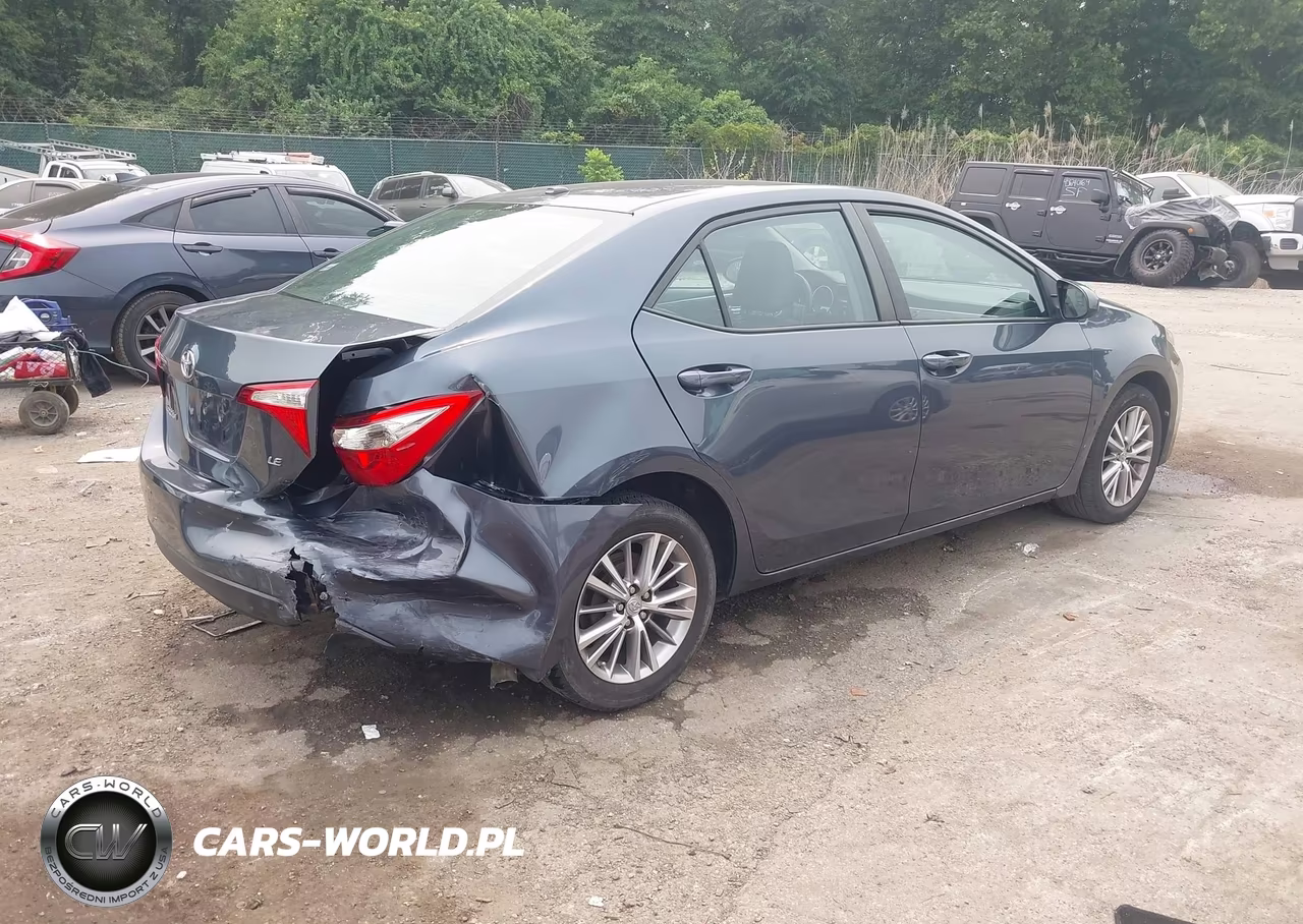 2015 Toyota Corolla Le Premium VIN:2T1BURHE7FC413369 - 4