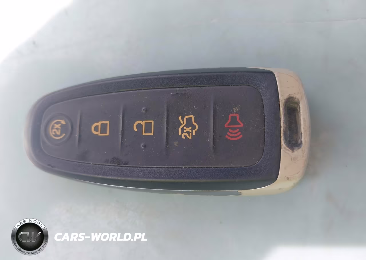 2013 Ford Focus Titanium VIN:1FADP3J25DL369378 - 11