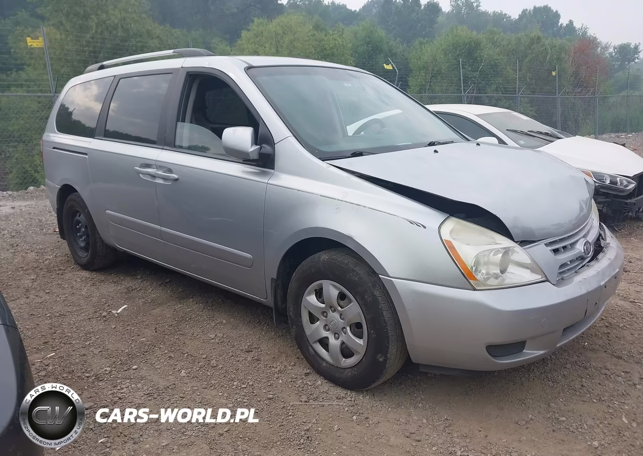 2010 Kia Sedona Lx