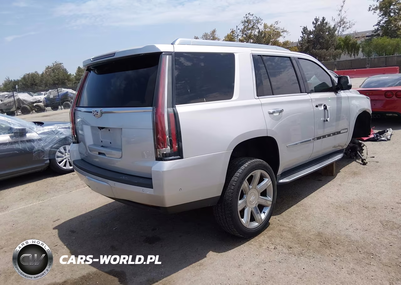 2017 Cadillac Escalade Premium Luxury VIN:1GYS4CKJ5HR362945 - 4