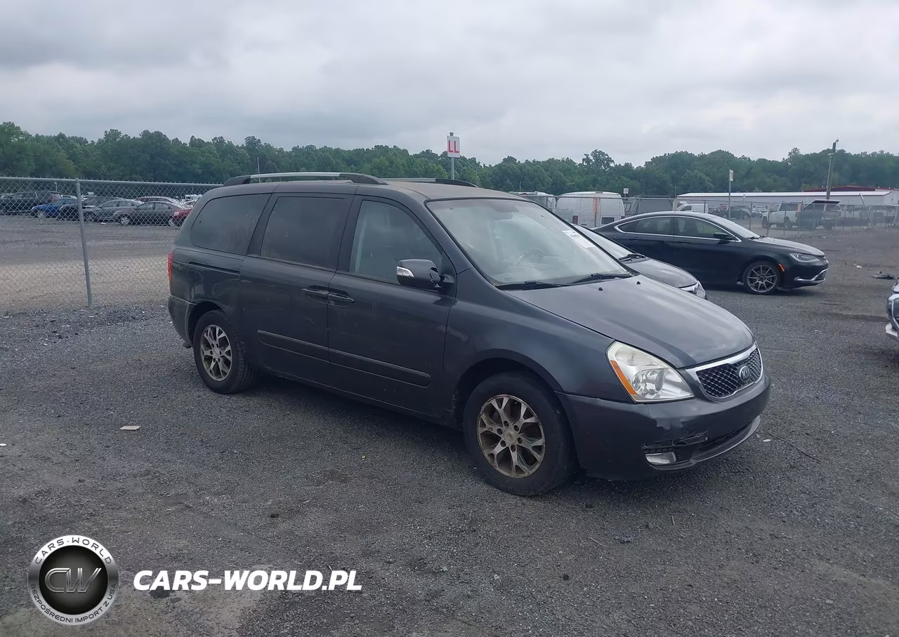 2014 Kia Sedona Lx