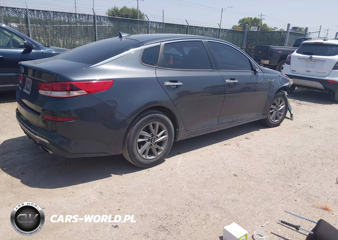 2020 Kia Optima Lx VIN:5XXGT4L38LG428291 - 4