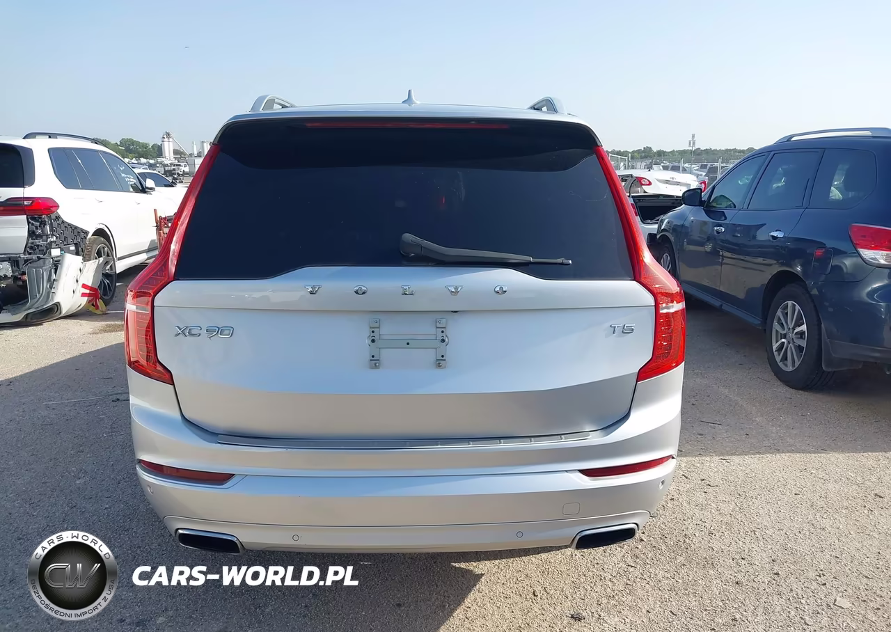 2016 Volvo Xc90 T5 Momentum VIN:YV4102KK7G1063886 - 16