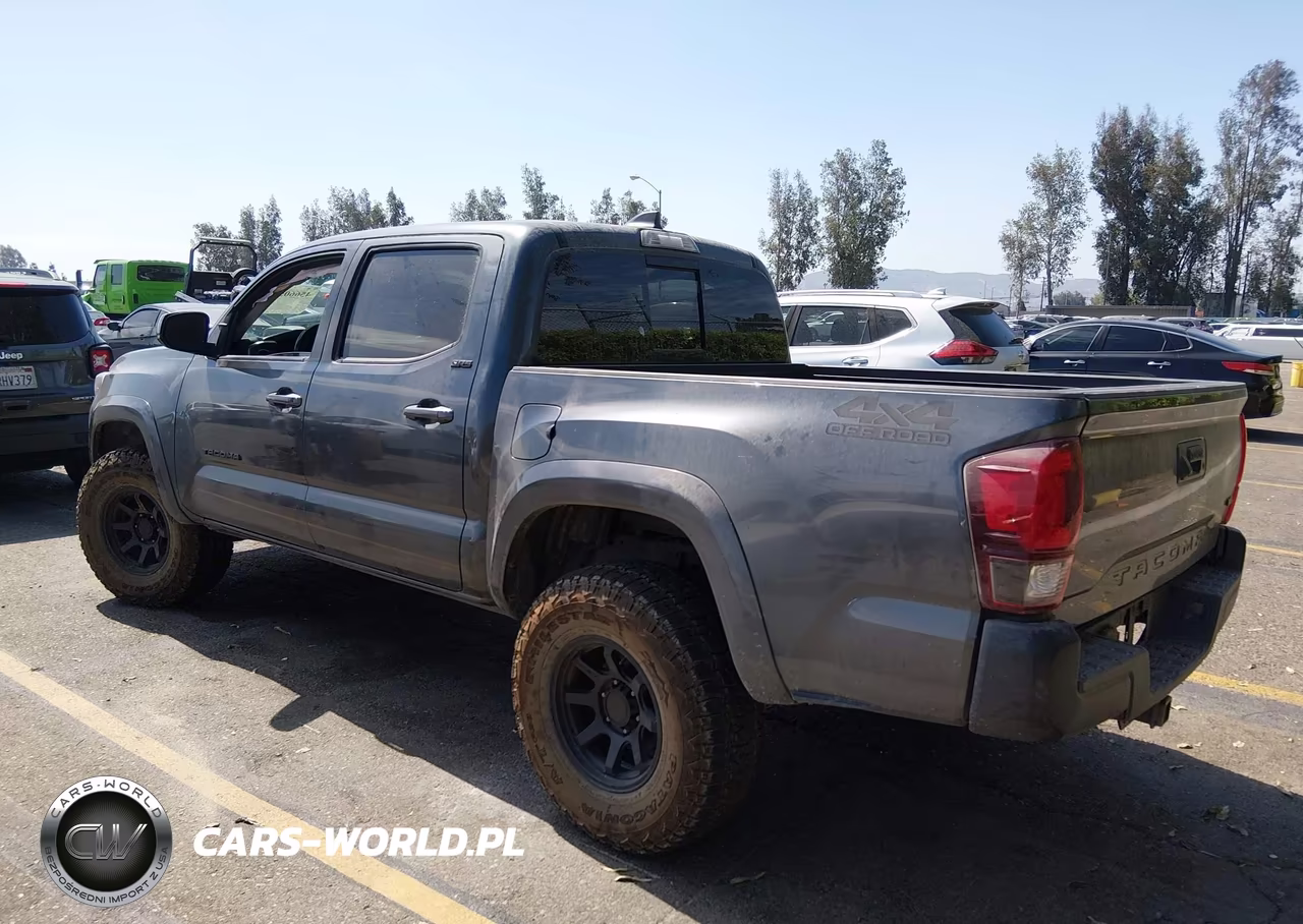 2023 Toyota Tacoma Sr5 V6 VIN:3TMCZ5AN3PM535129 - 3