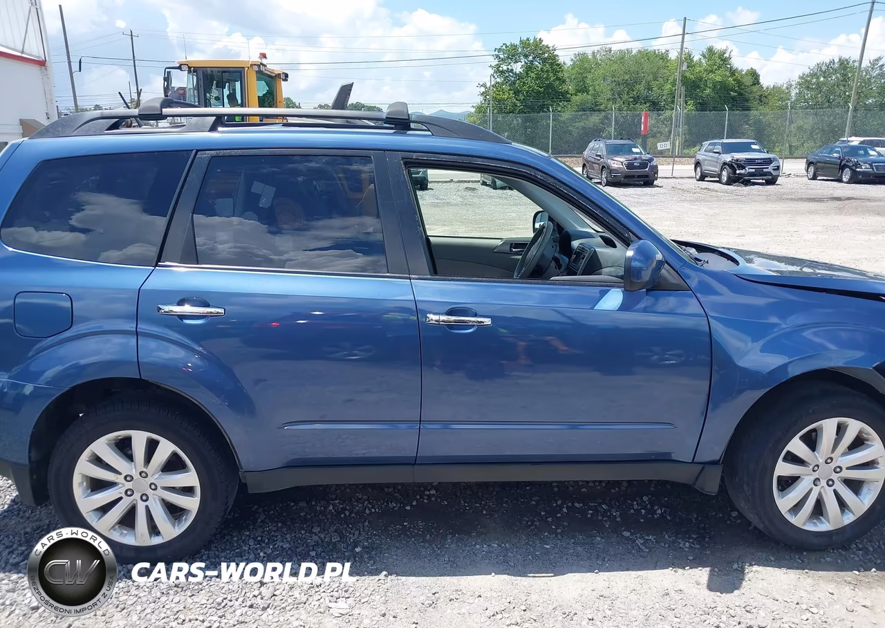 2013 Subaru Forester 2.5X Limited VIN:JF2SHAEC3DH441107 - 13