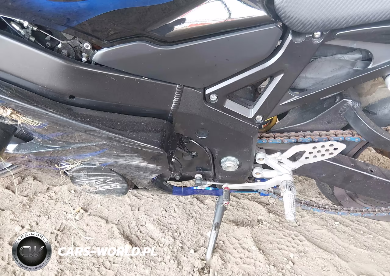 2005 Suzuki Gsx-R750 K VIN:JS1GR7JA452106655 - 9
