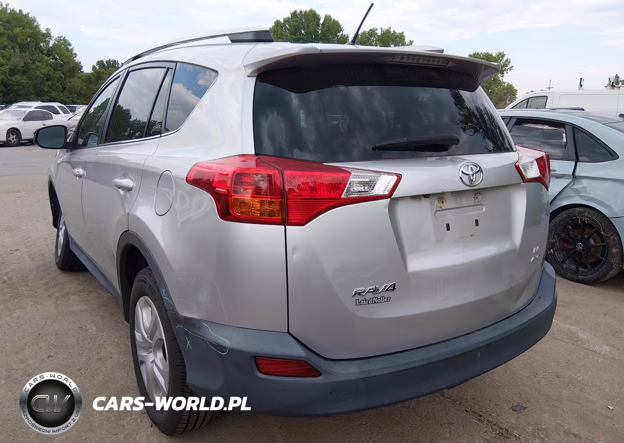 2013 Toyota Rav4 Le VIN:2T3BFREV9DW122115 - 3