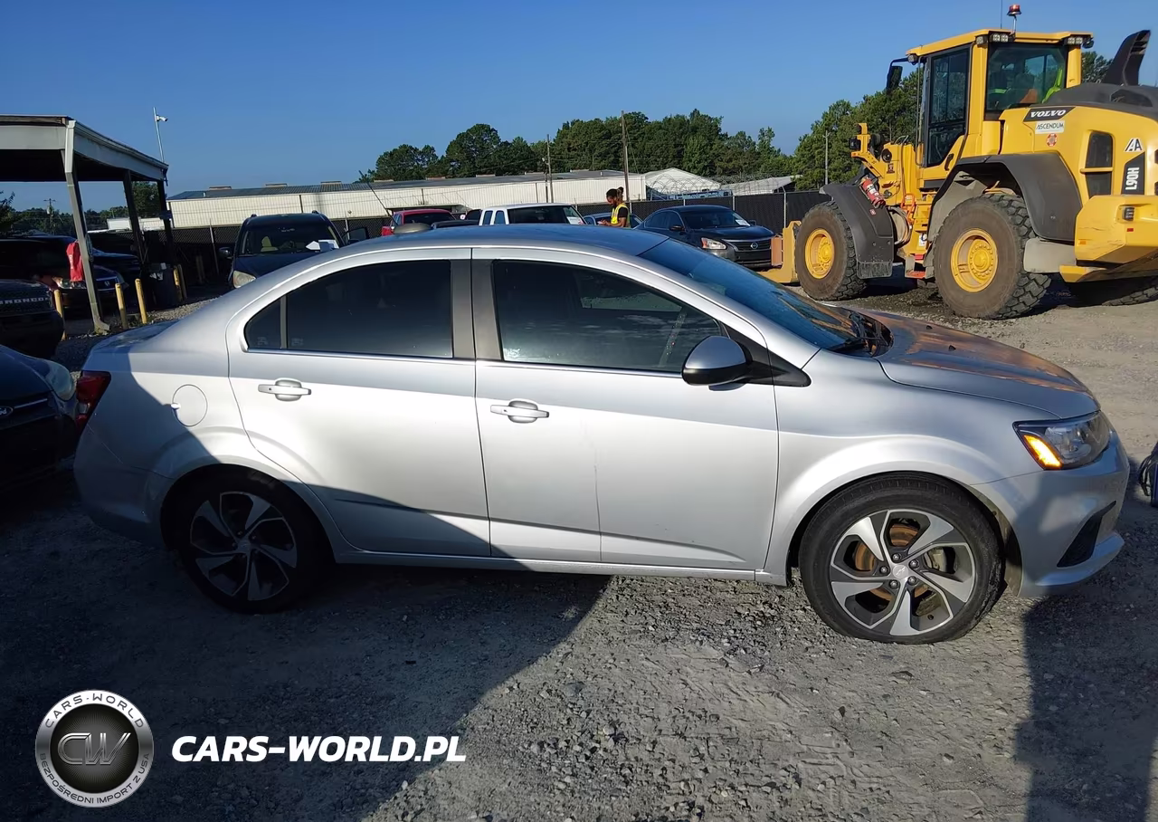 2018 Chevrolet Sonic Premier Auto VIN:1G1JF5SB6J4132231 - 13