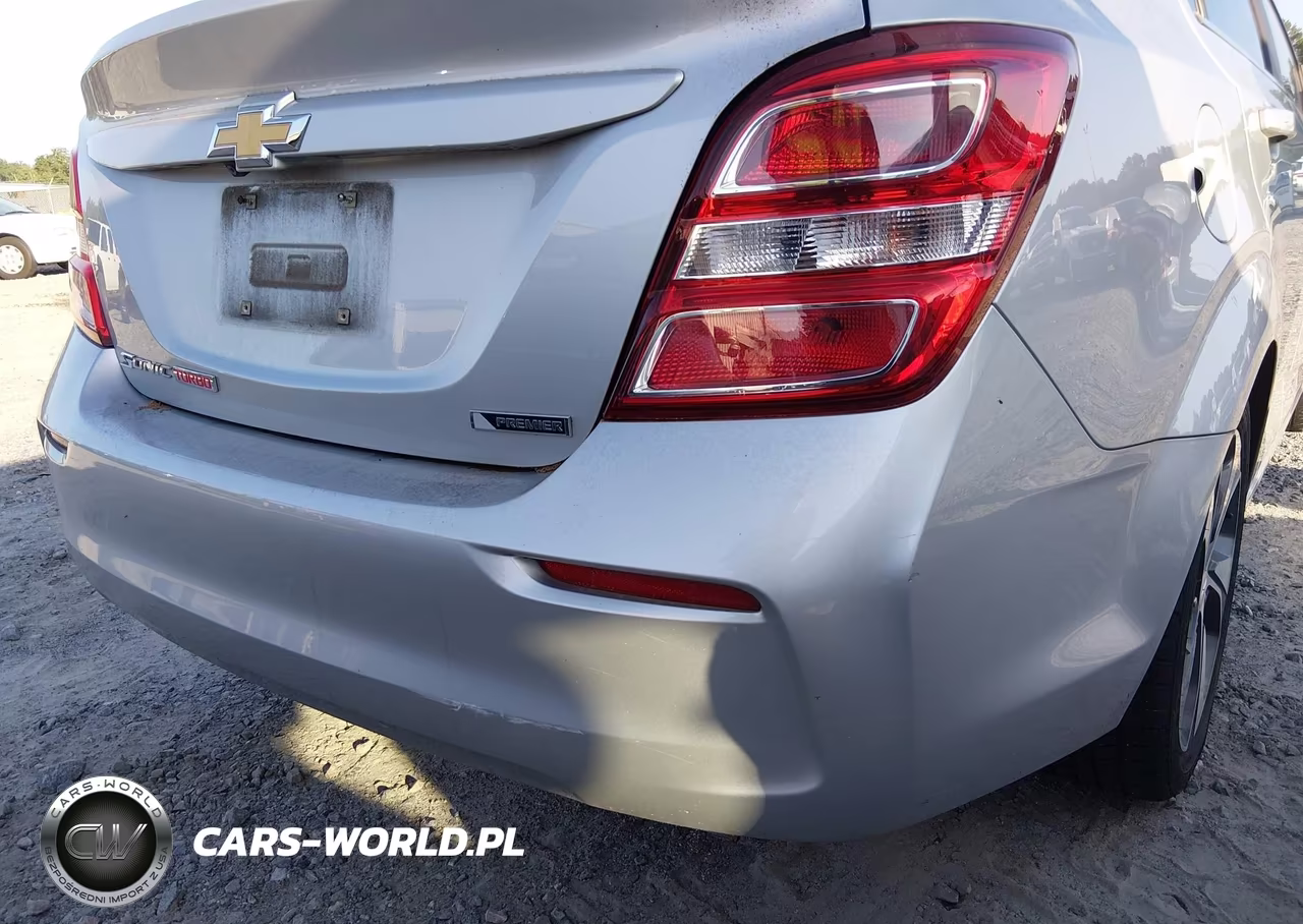 2018 Chevrolet Sonic Premier Auto VIN:1G1JF5SB6J4132231 - 6