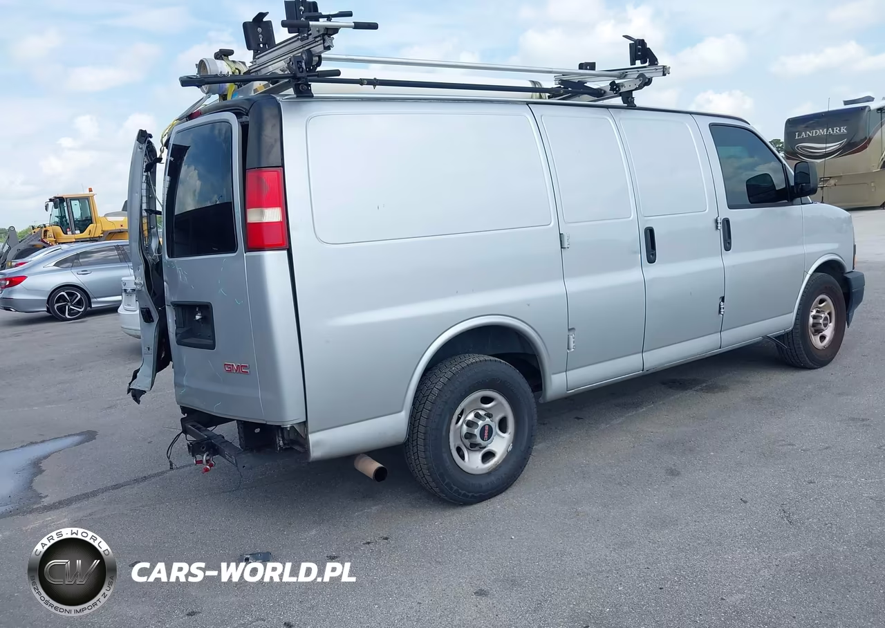 2018 GMC Savana 2500 Work Van VIN:1GTW7AFG4J1189473 - 4