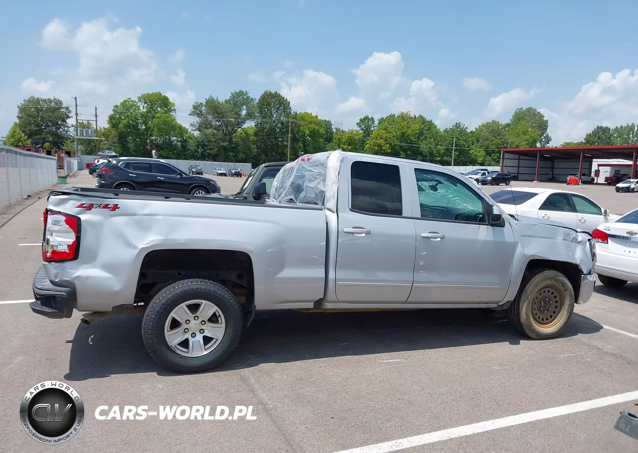 2018 Chevrolet Silverado 1500 1Lt VIN:1GCVKREC8JZ166819 - 13