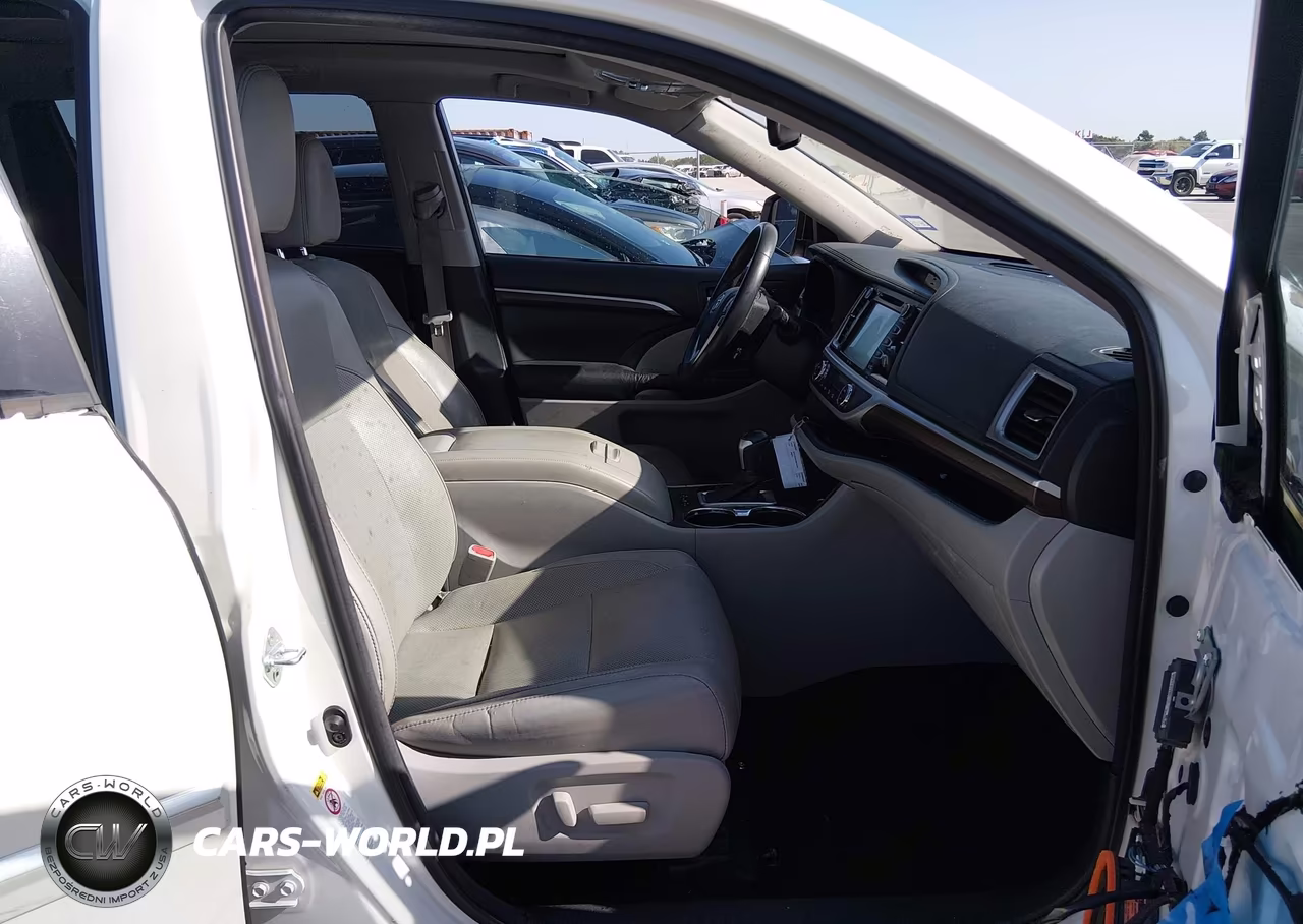 2015 Toyota Highlander Limited Platinum V6 VIN:5TDYKRFH6FS109678 - 5