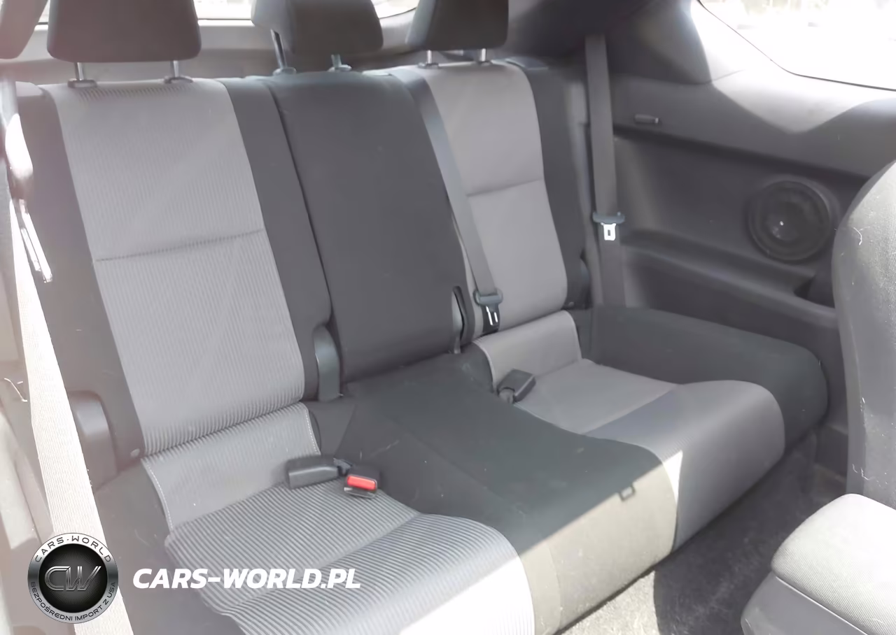 2016 Scion Tc VIN:JTKJF5C74GJ016403 - 8