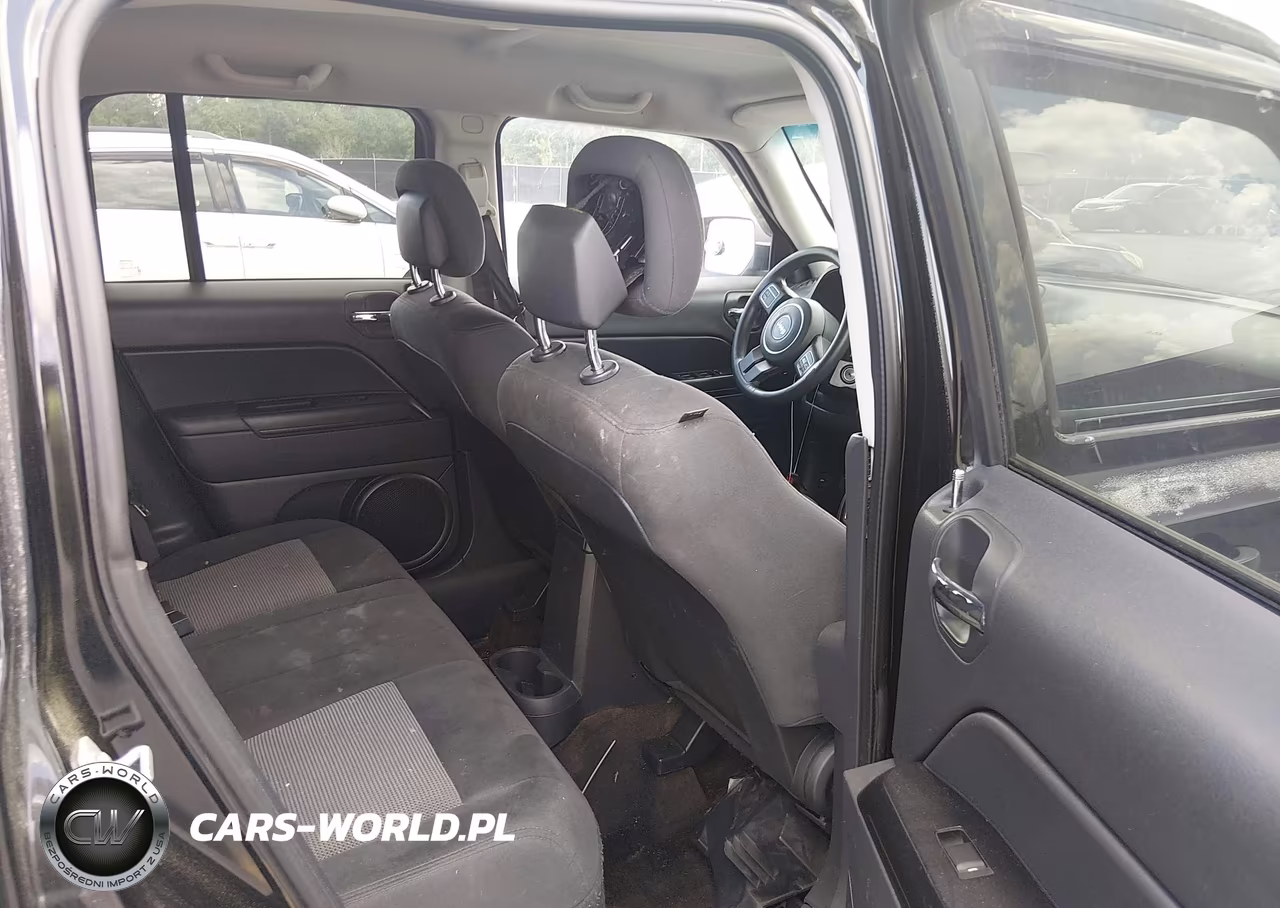 2015 Jeep Patriot Altitude Edition VIN:1C4NJPBA2FD401987 - 8