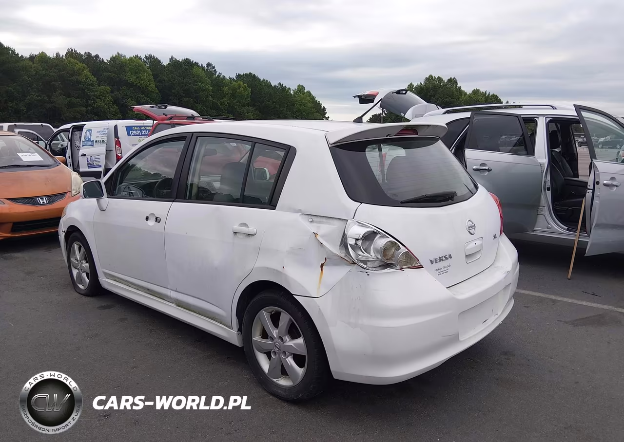 2011 Nissan Versa 1.8Sl VIN:3N1BC1CP2BL491002 - 3