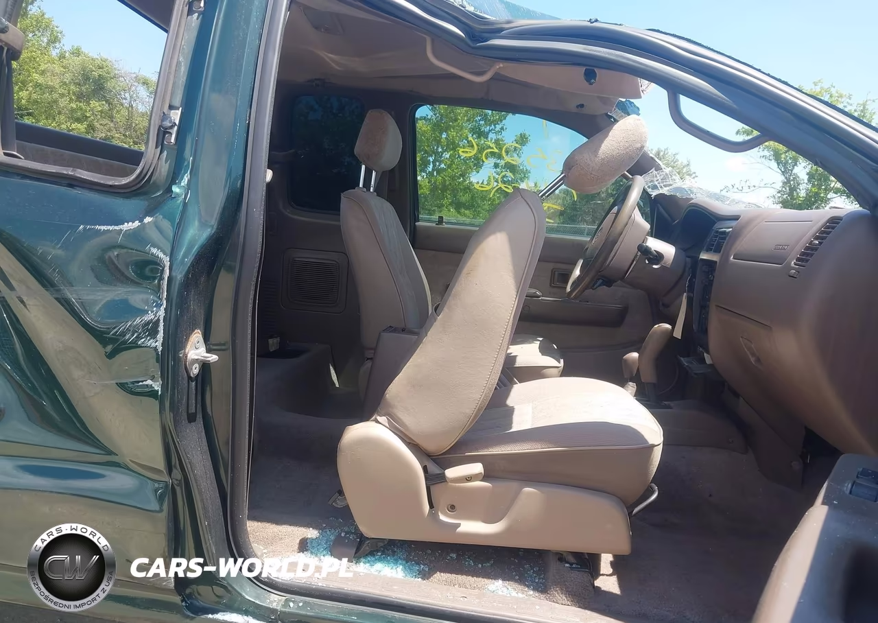 2000 Toyota Tacoma Base V6 VIN:4TAWN72N8YZ575821 - 8