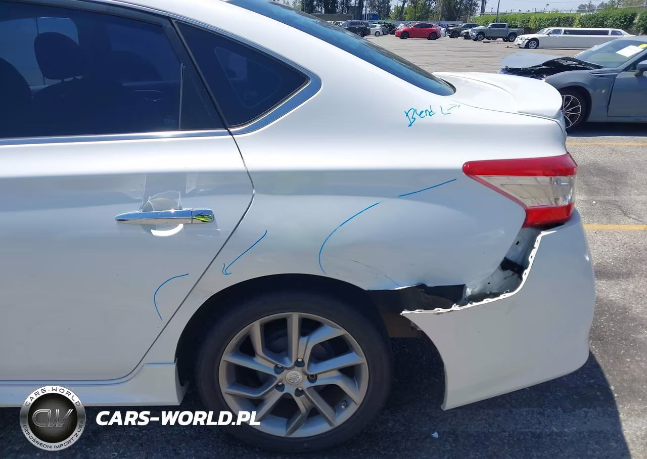 2013 Nissan Sentra Sr VIN:3N1AB7AP8DL643825 - 17
