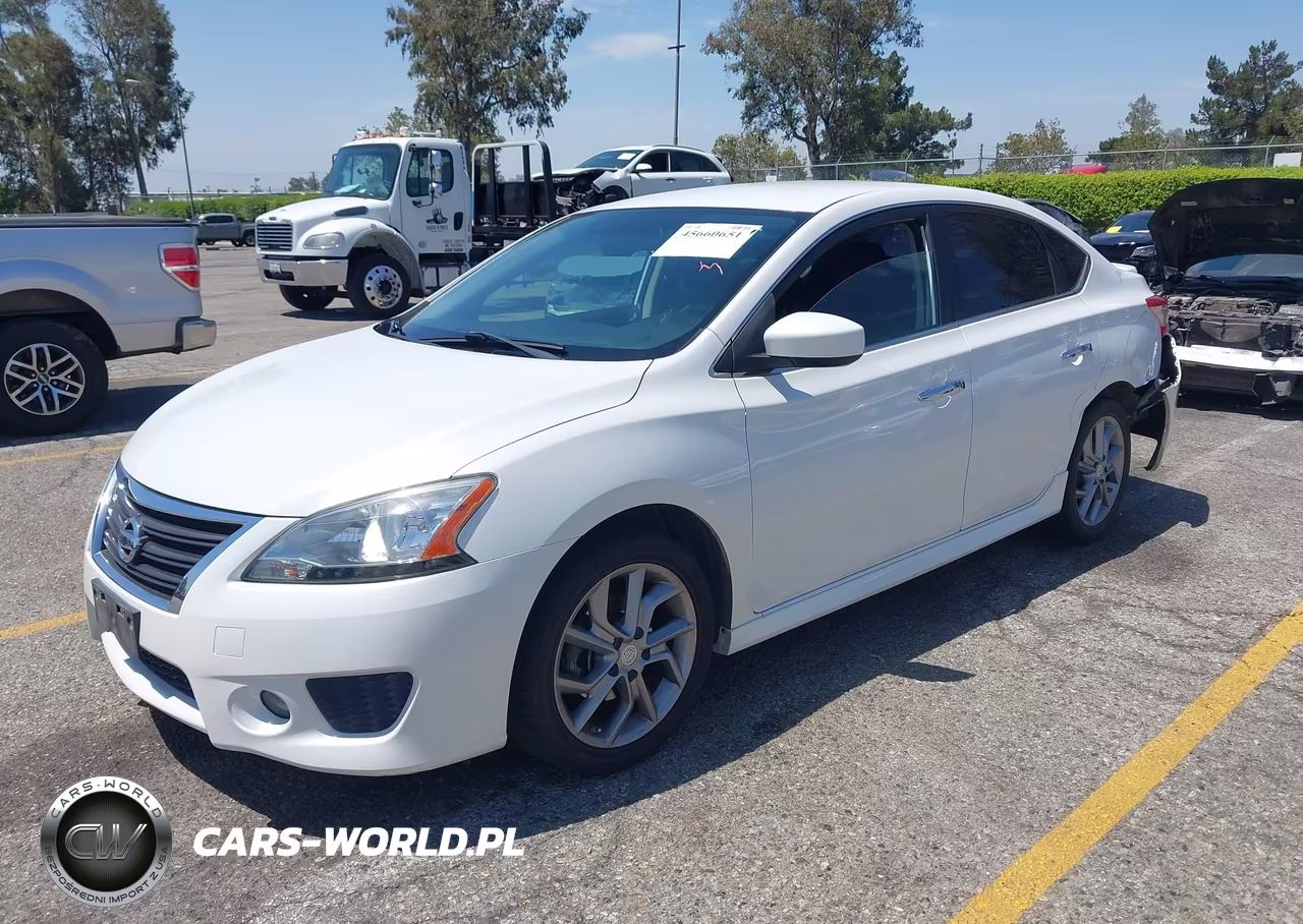 2013 Nissan Sentra Sr VIN:3N1AB7AP8DL643825 - 2