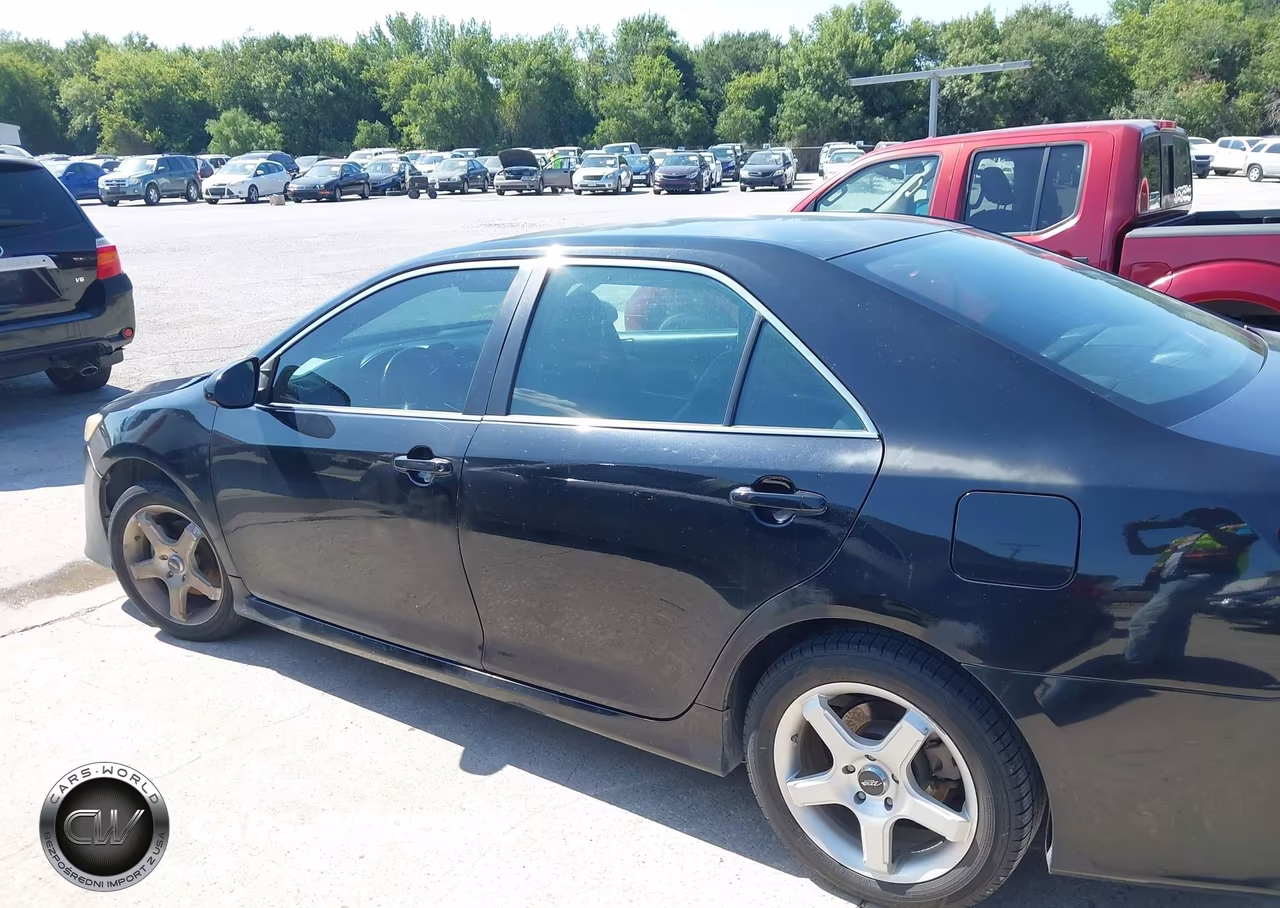 2014 Toyota Camry Se VIN:4T1BF1FK5EU411797 - 15