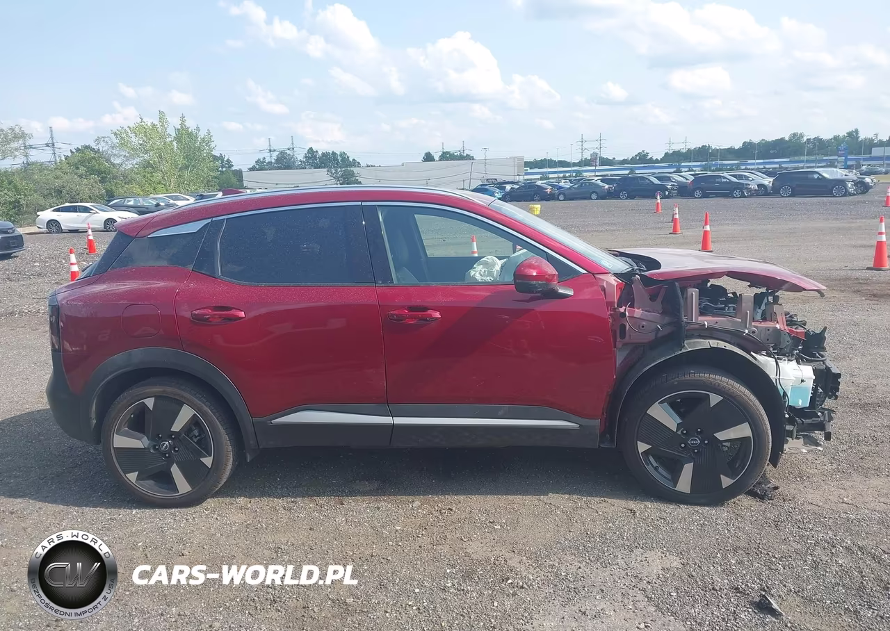 2025 Nissan Kicks Sr Intelligent Awd VIN:3N8AP6DD9SL432015 - 13