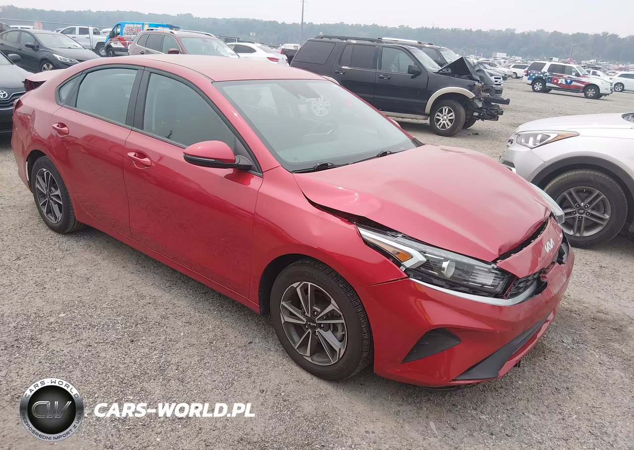 2023 Kia Forte Lxs – zdjęcie 1 z 16
