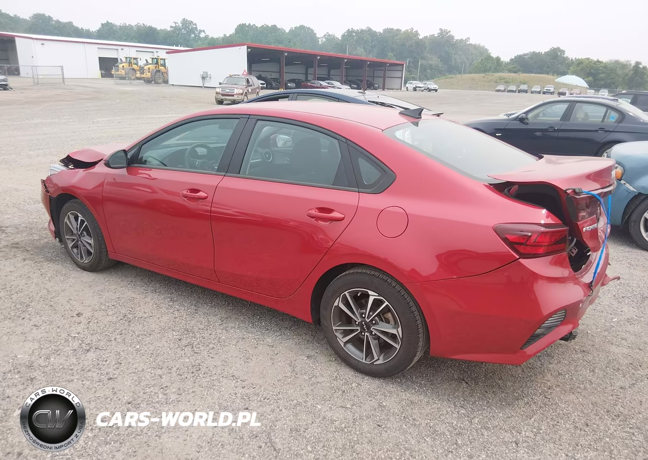2023 Kia Forte Lxs VIN:3KPF24AD3PE692088 - 3