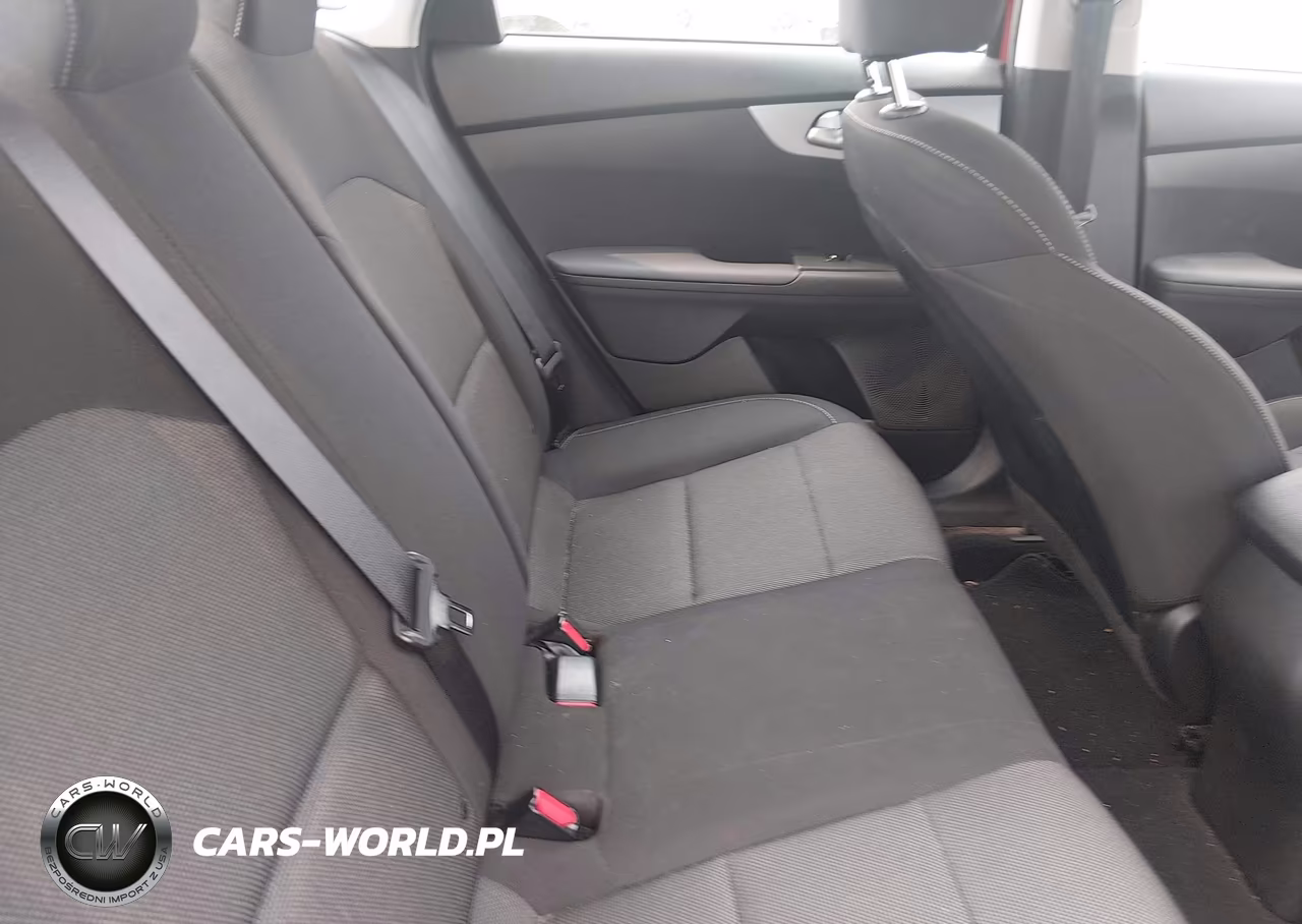 2023 Kia Forte Lxs VIN:3KPF24AD3PE692088 - 8
