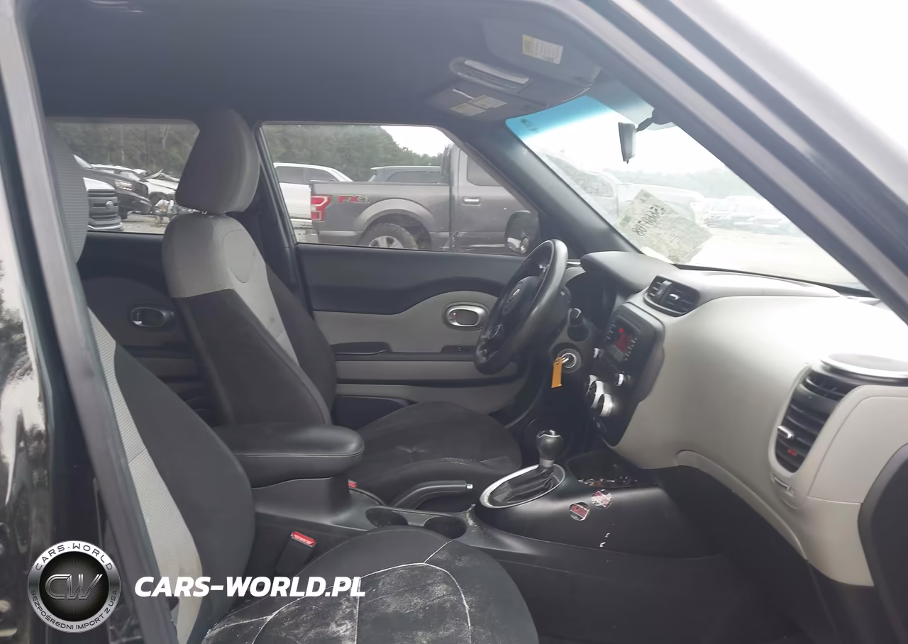 2014 Kia Soul VIN:KNDJN2A2XE7054289 - 5