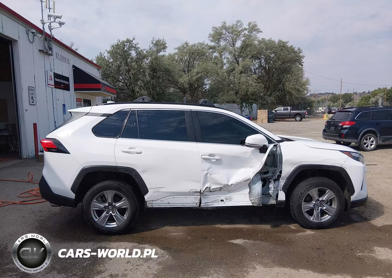2023 Toyota Rav4 Xle VIN:2T3P1RFV8PC333671 - 14